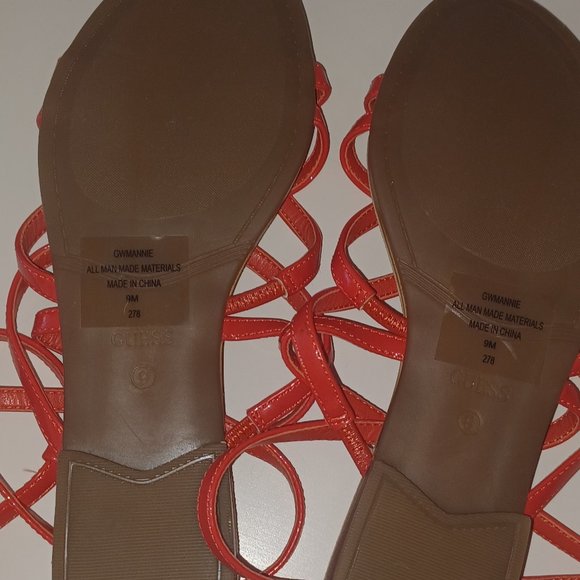New GUESS Factory Mannie Gladiator Flat Sandals - Picture 9 of 11